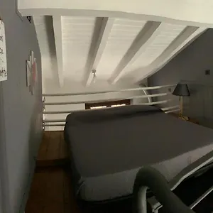 https://appartamento-pierangelo-di-fronte-malpensa-t1-e-t2.it-lombardy.com